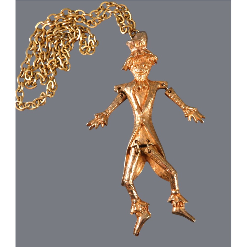 VTG Gold Tone Chain Necklace ARTICULATED SCARECROW PENDANT Large Novelty Funny